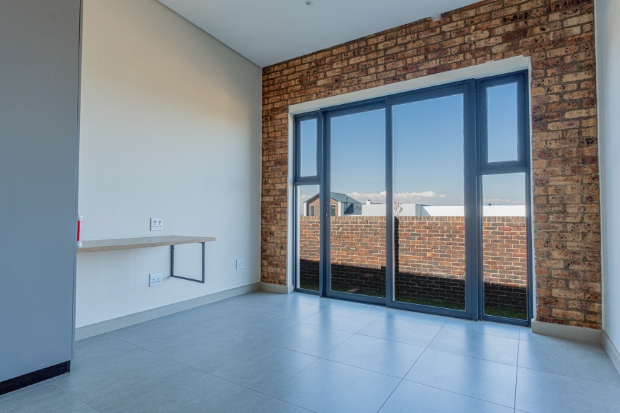 To Let 3 Bedroom Property for Rent in Helderzicht Eco Estate North West